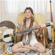 Profesora de Yoga Kundalini, meditación, terapia energética y medicina amazónica. Con 3 años de experiencia siendo instructora.